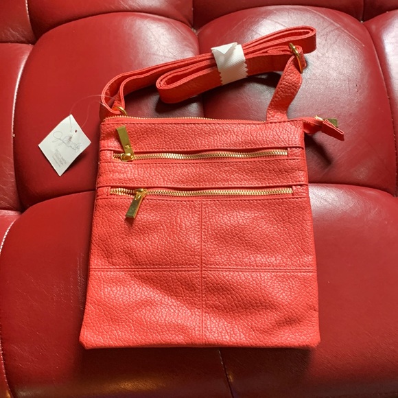 Jaclyn Smith collection - Picture 1 of 2